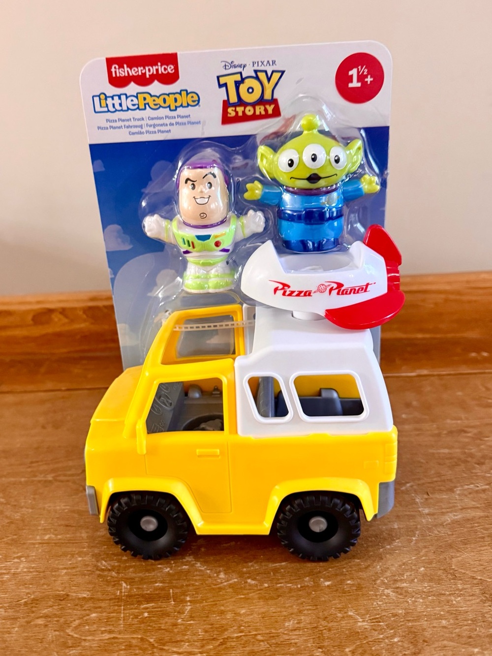 Fisher-Price Toy Story Pizza Planet Yellow & White Play Van with Buzz and Alien